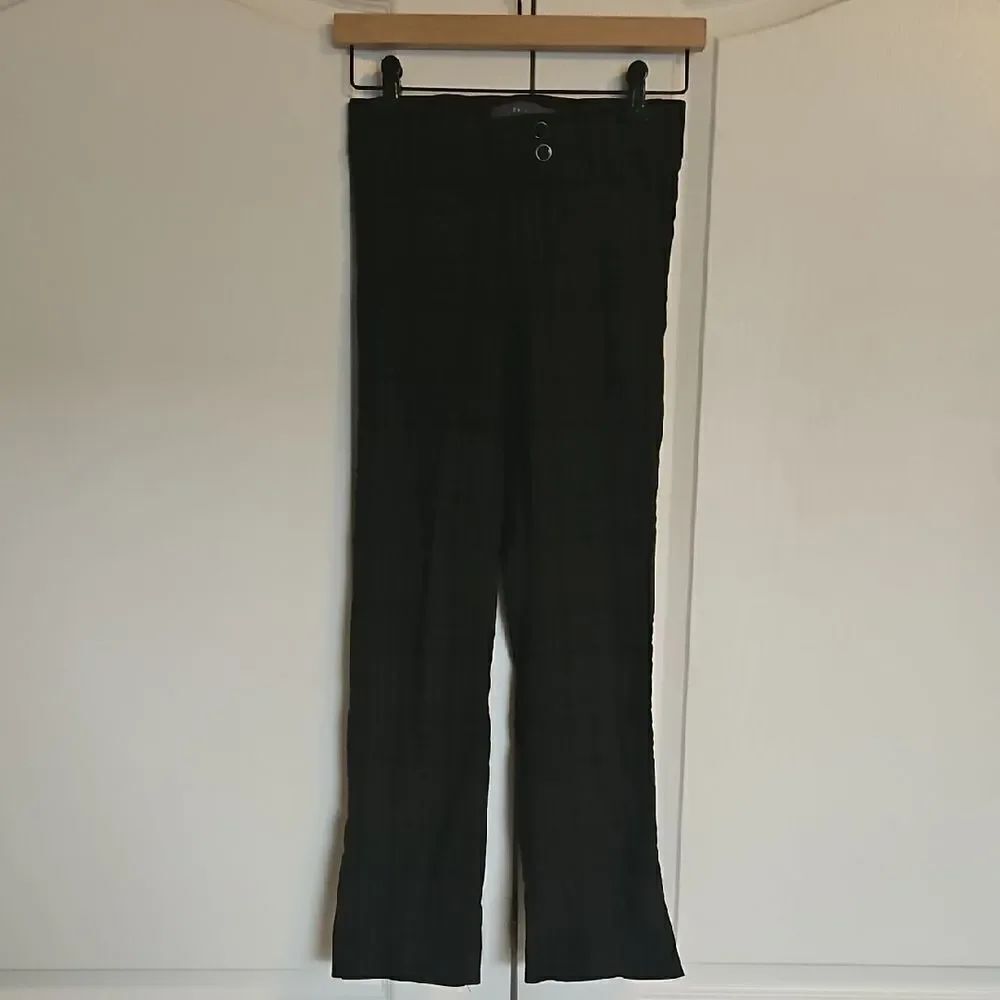 Suzy Sheir Black & Brown Plaid Pants